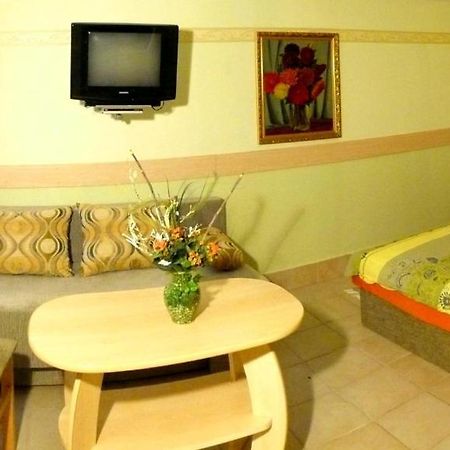 Hotel-Pension Residenz Balatonakali Экстерьер фото